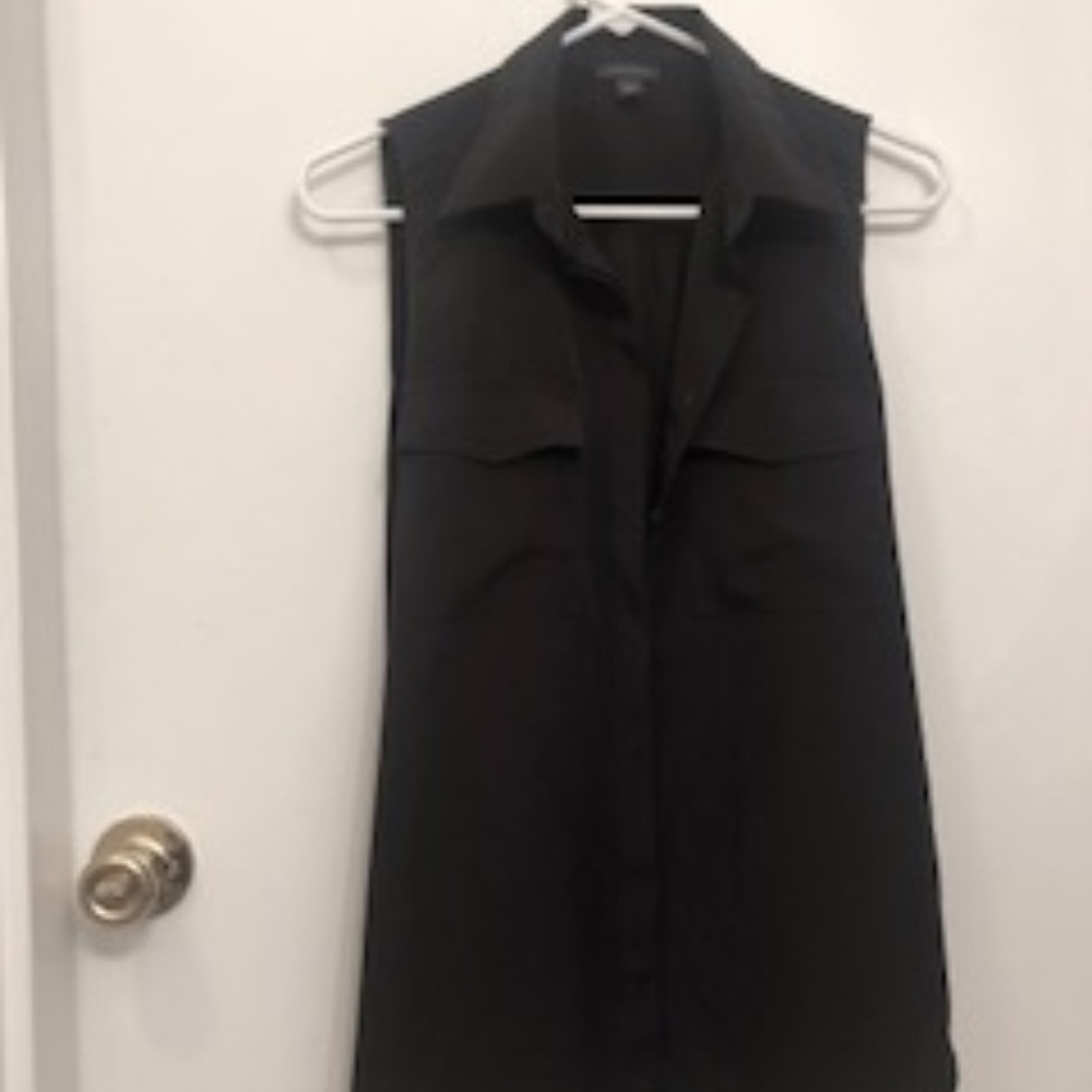 Ann Taylor Button Down Sleeveless Blouse Small